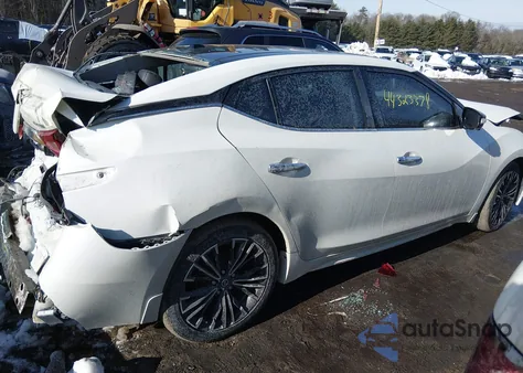 2016 Nissan Maxima 3.5 Platinum z USA, uszkodzony, nr VIN 1N4AA6AP0GC434000